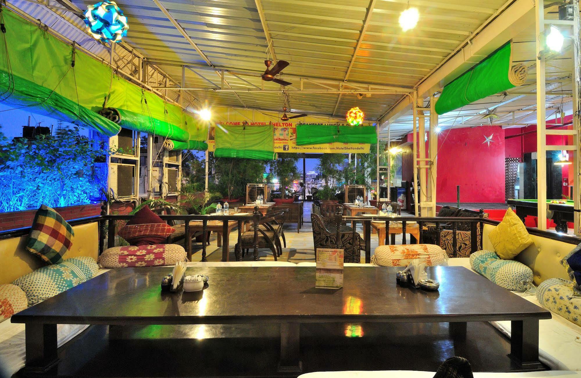 โรงแรมเชลตัน นิวเดลี ภายนอก รูปภาพ